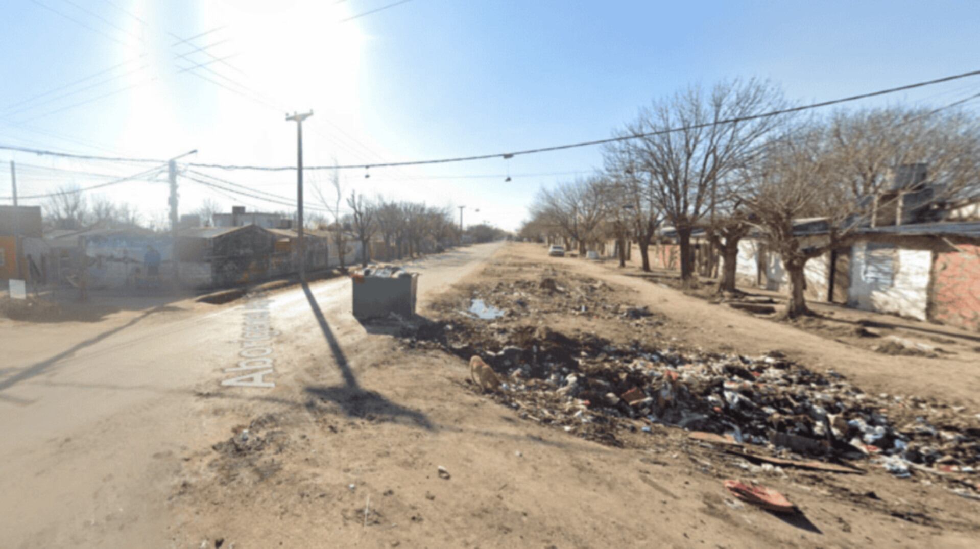 Vista de la intersección de calles Aborígenes y Gascón en Rosario, Argentina, escenario de un trágico incidente donde un niño resultó baleado. (Google Maps)