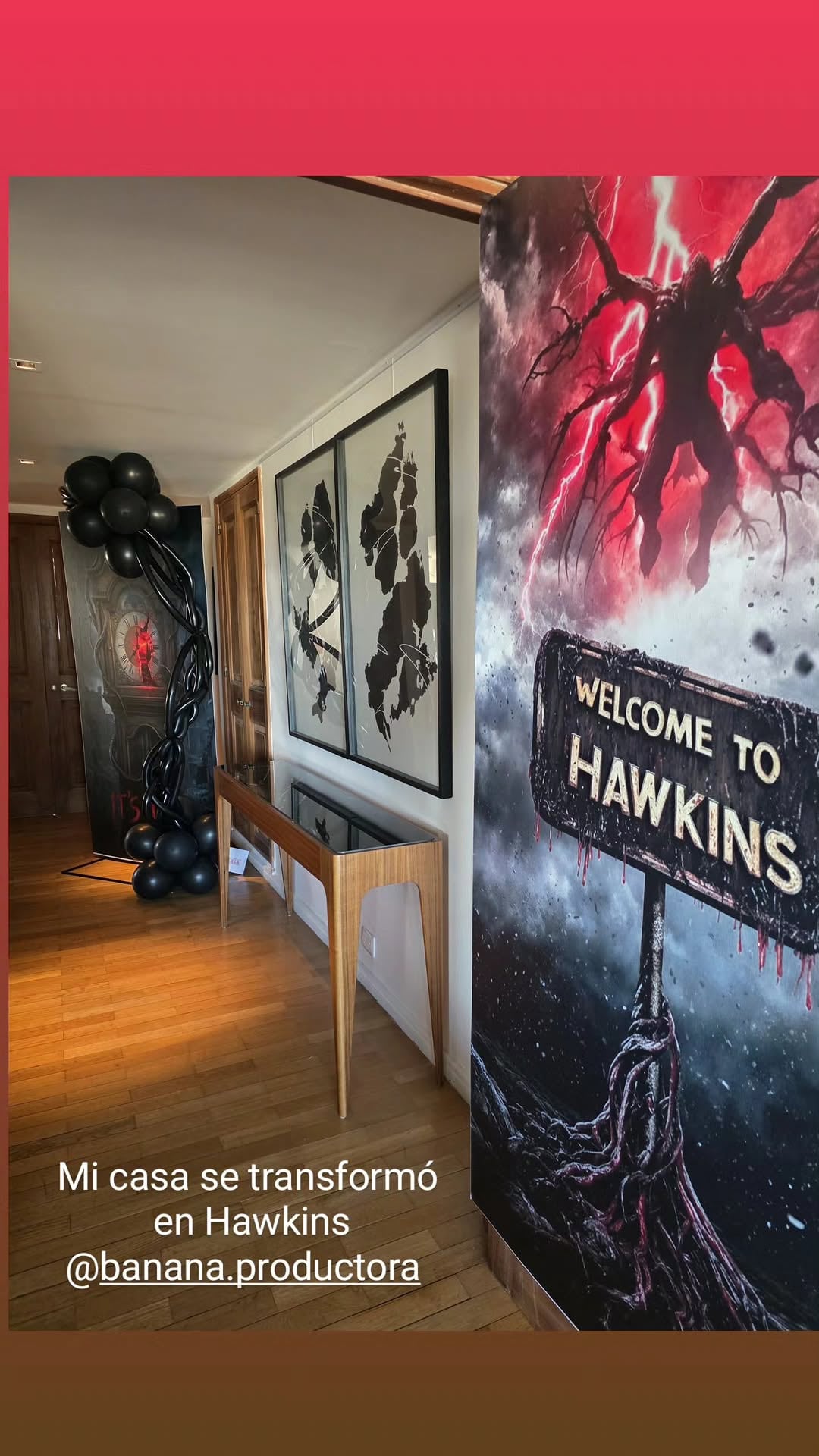 La celebración íntima incluyó ambientación ochentosa, luces tenues y referencias al Upside Down, icónico mundo de la famosa serie de Netflix