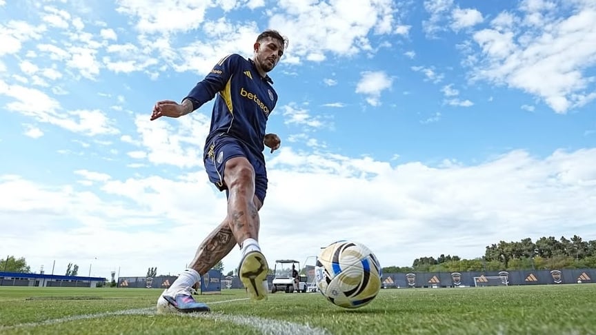 Leandro Paredes, afuera del clásico contra Racing