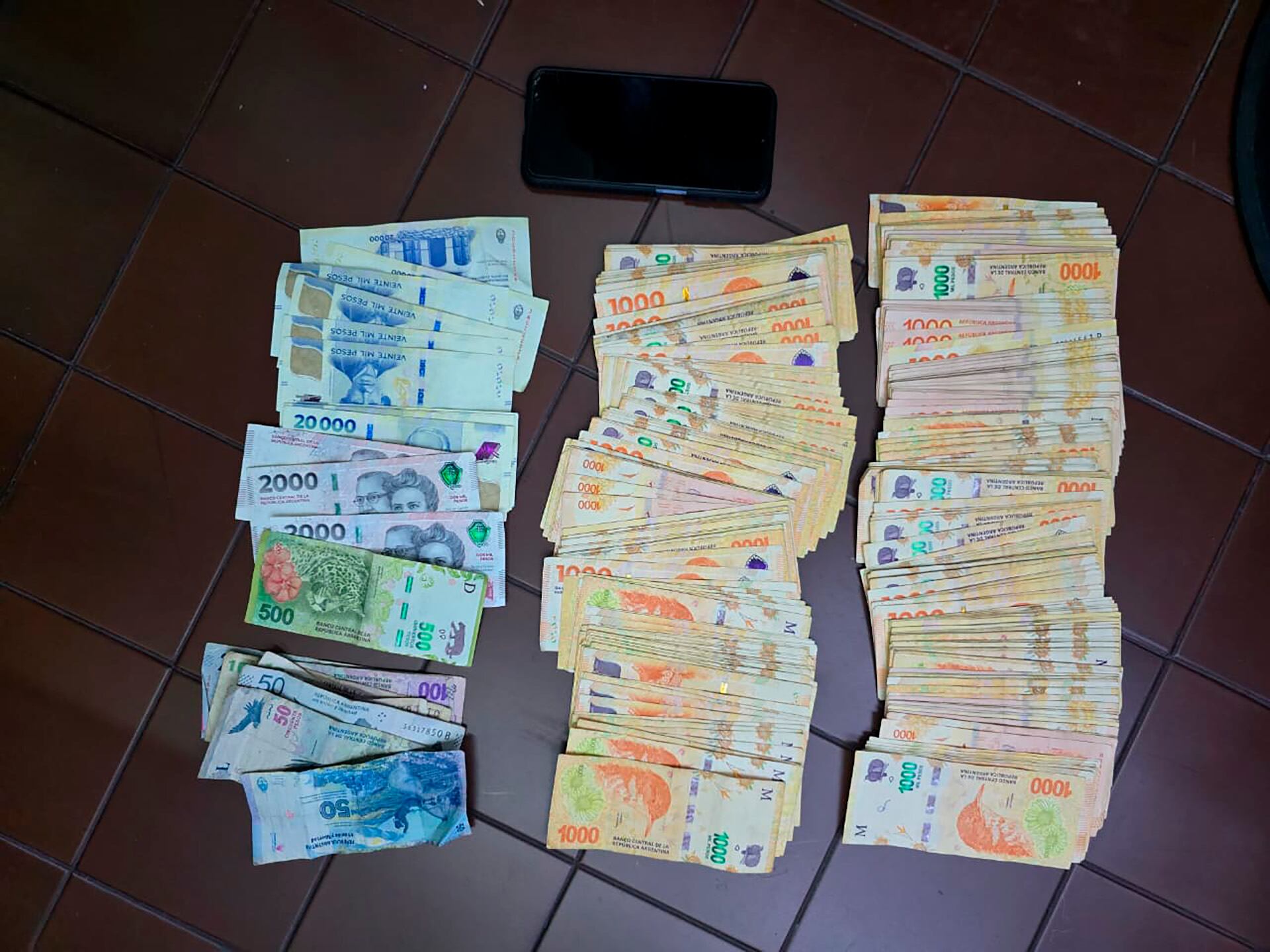 Los elementos que secuestraron en el operativo de detención