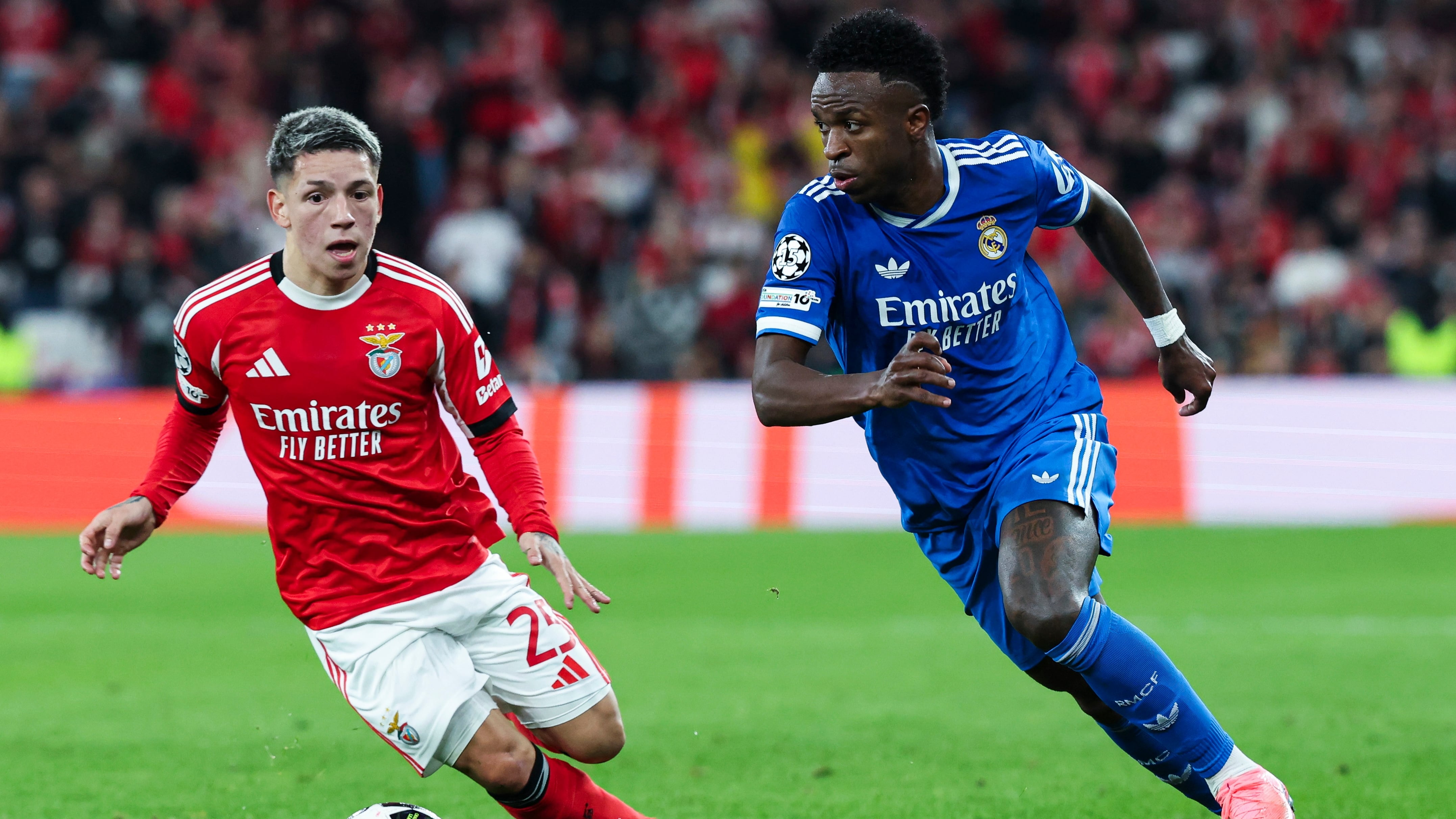 Prestianni y Vinicius protagonizaron un polémico cruce (Efe)