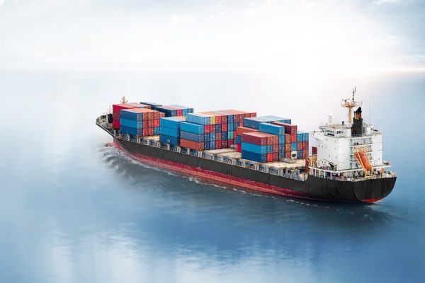 Crece el conflicto comercial entre Japón y China: nuevos controles sobre artículos de doble uso