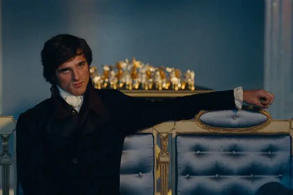 Jacob Elordi es un Heathcliff desvirtuado.