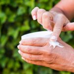 De las cremas al ácido hialurónico: qué tratamientos existen para el rejuvenecimiento de las manos