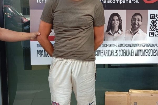 Detuvieron a uno de los acusados de provocar destrozos durante la marcha en el Congreso por la reforma laboral