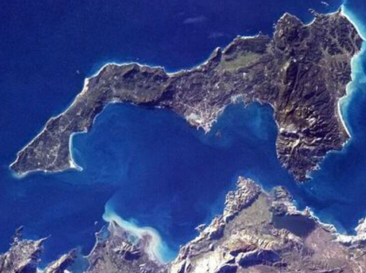 La isla de Corfú conecta espacio y cultura humana, su historia mitológica refleja la relación entre astronomía simbolismo y civilización (EEI) 