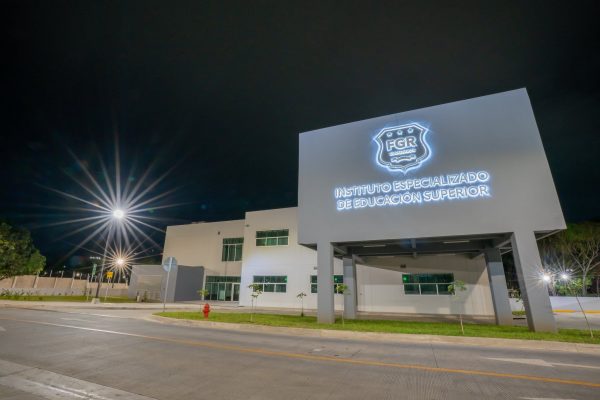 Diputados aprueban la creación del Instituto Especializado de Educación Superior de la FGR en El Salvador