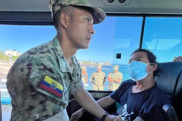 Ecuador destina seis millones para obras y fortalecimiento de servicios en Galápagos