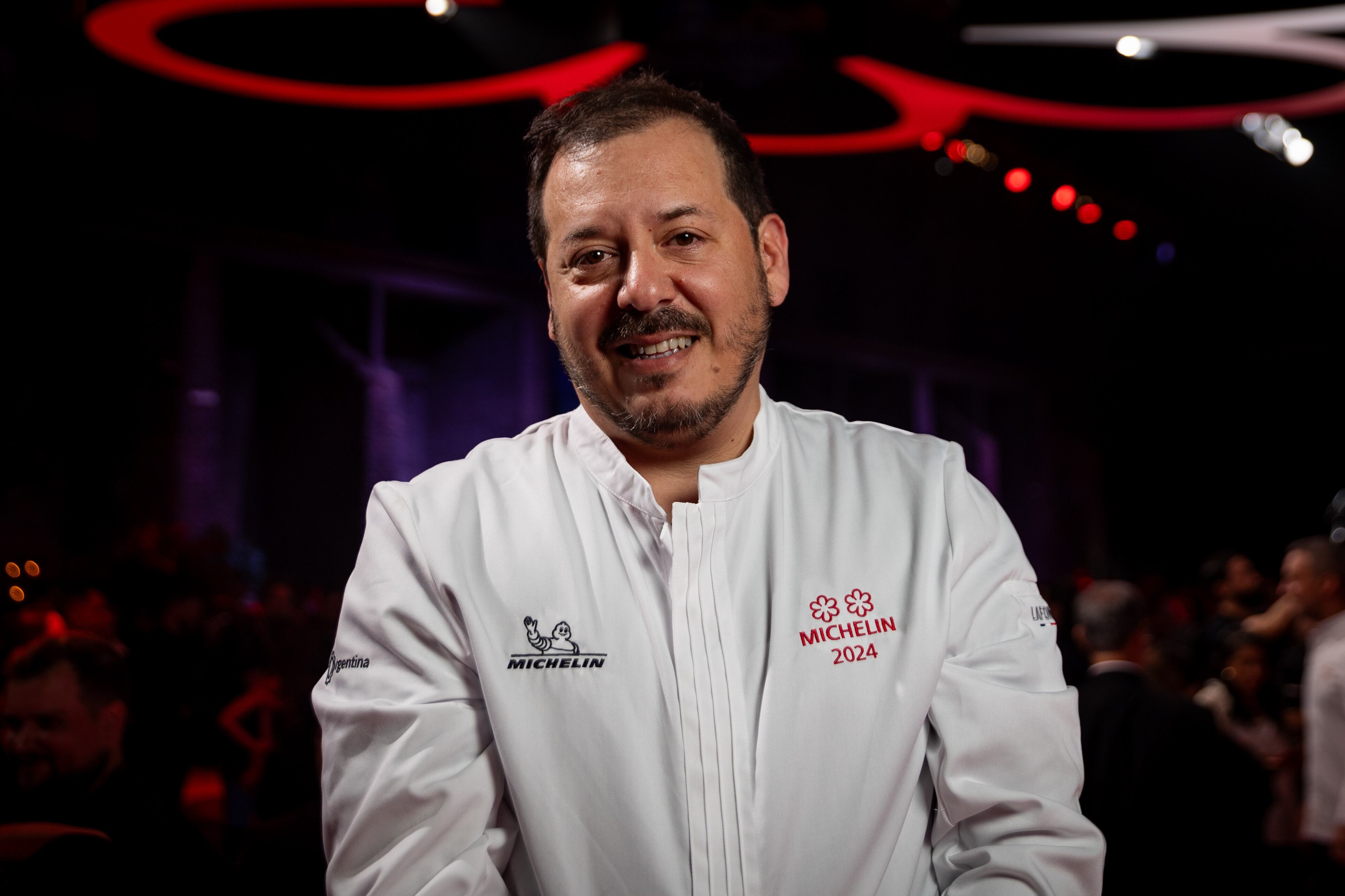 El premiado chef argentino recibió en su restaurante de recoleta a Bad Bunny y su novia