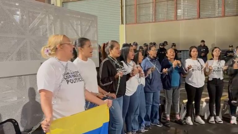 El Foro Penal confirmó que al menos 20 presos políticos fueron excarcelados este domingo en Venezuela