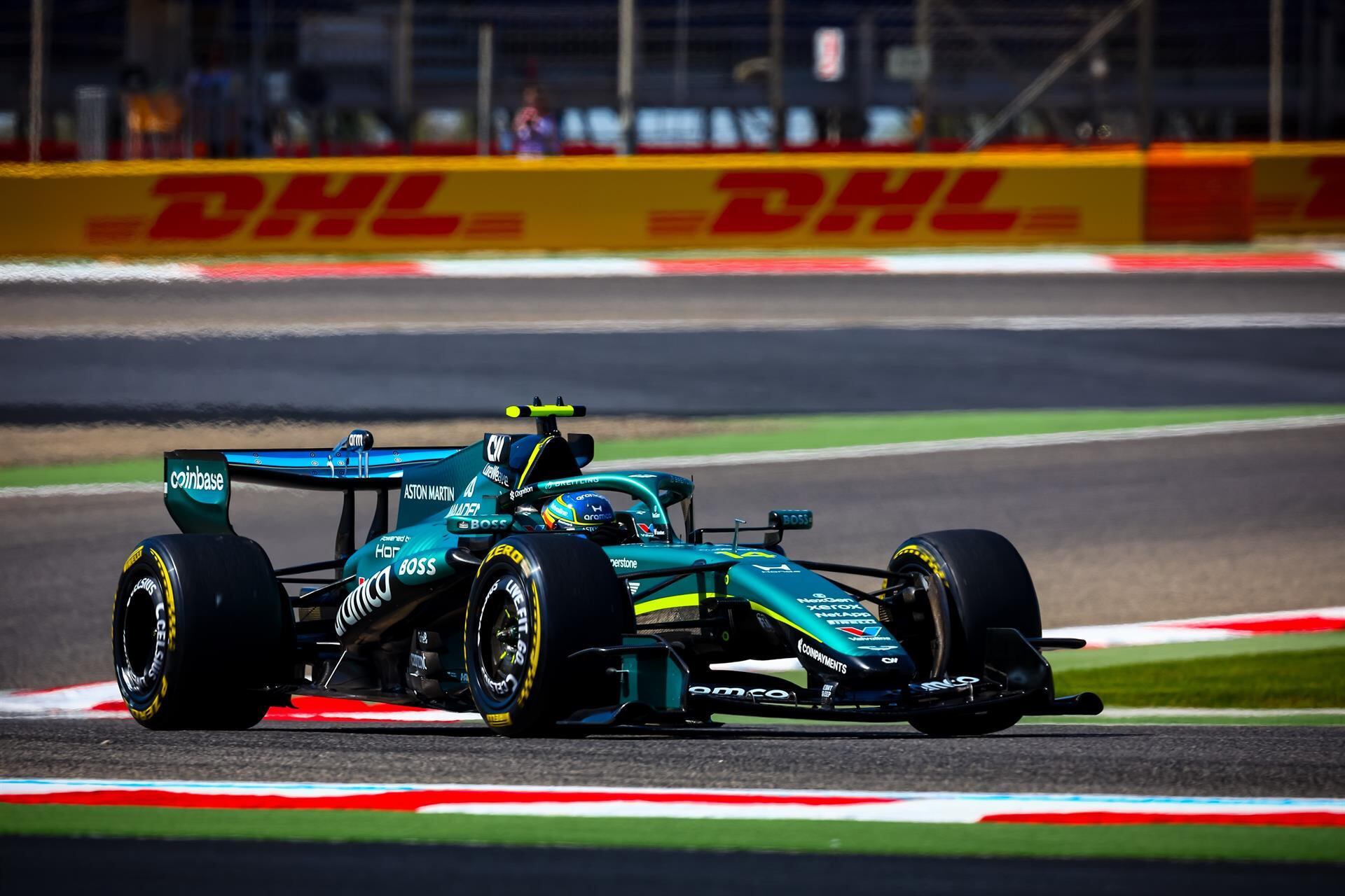 Aston Martin, que prometía estar en la pelea por los primeros puestos, es el equipo que más problemas está teniendo en la pretemporada y el que menos vueltas completó