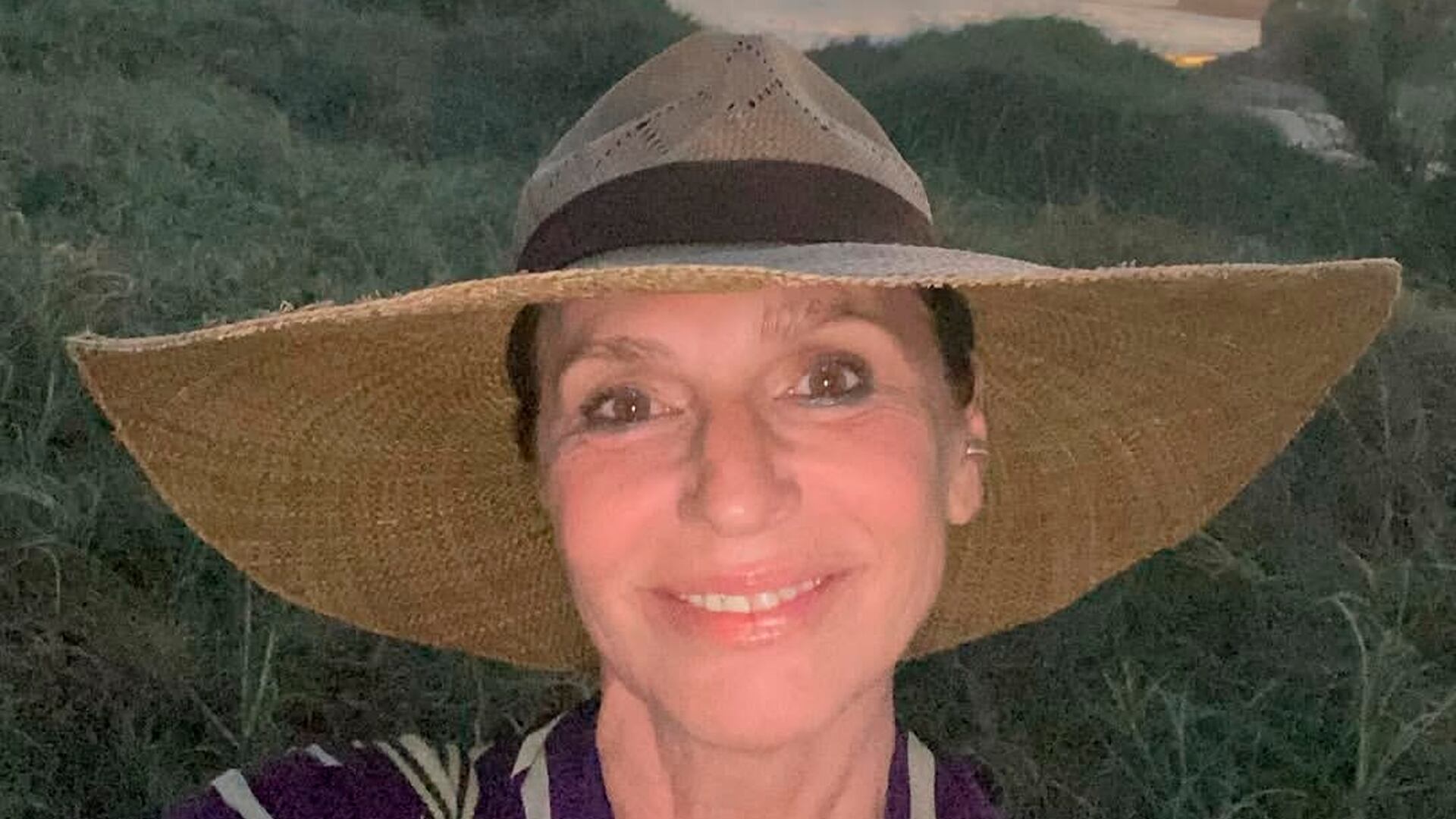 Ginette Reynal responde a las críticas y haters en redes sociales con silencio y fortaleza, reforzando su postura frente al debate digital