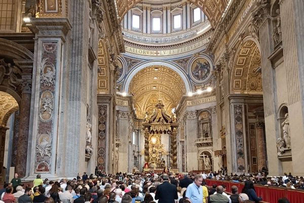 El Vaticano sorprende al mundo con la transformación tecnológica de la Basílica de San Pedro
