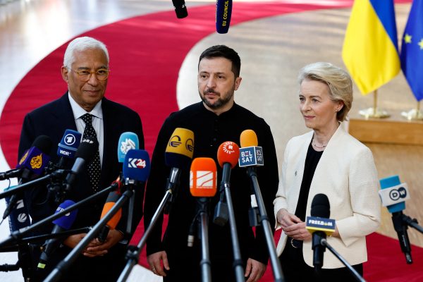 El veto de Hungría y Eslovaquia bloquea el paquete de sanciones de la Unión Europea a Rusia