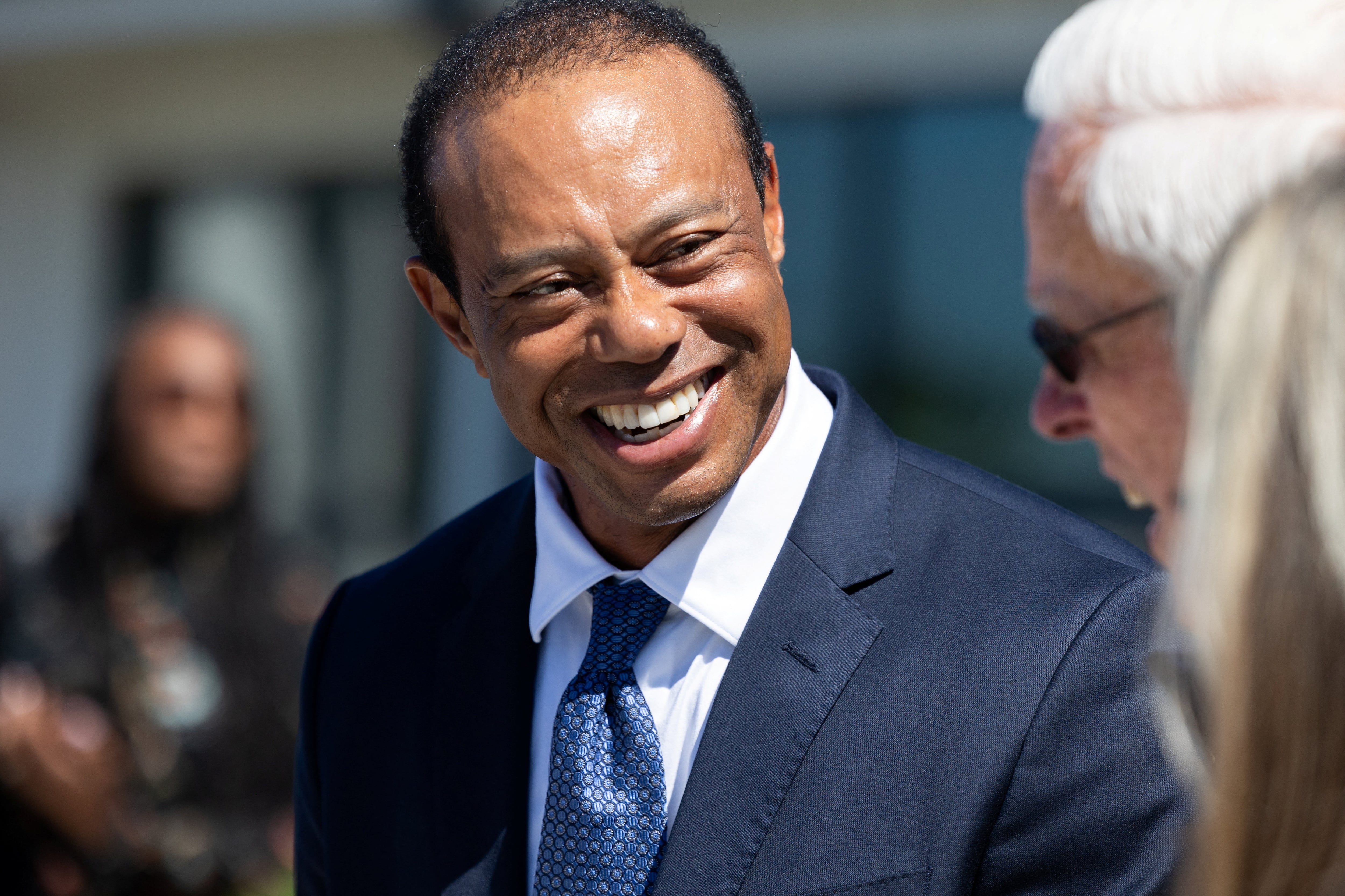 Las secuelas físicas y las cirugías marcan el presente del golfista Tiger Woods
