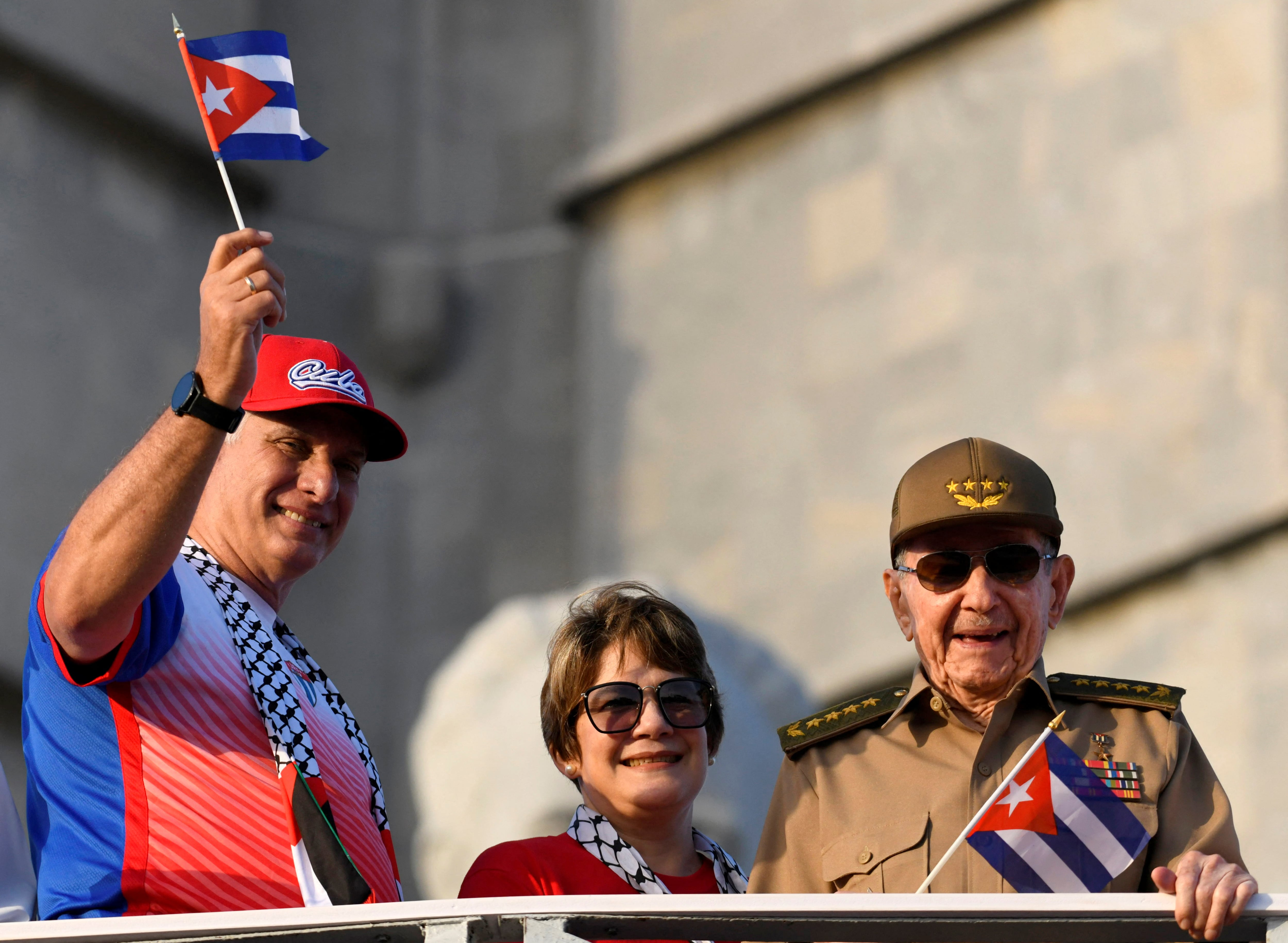 Miguel Díaz-Canel y Raúl Castro (REUTERS/Norlys Pérez)