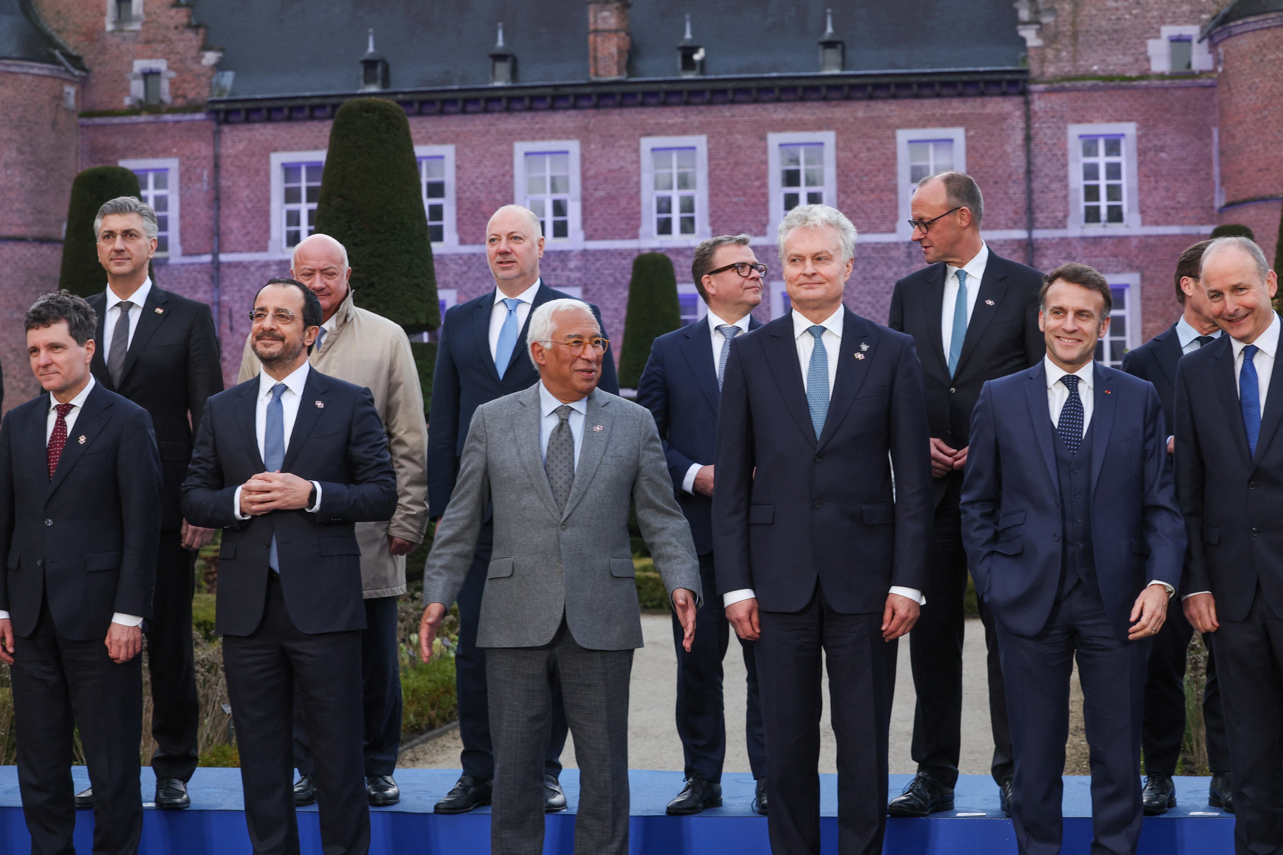 Líderes europeos en el castillo Alden Biesen, Bélgica, 12 de febrero de 2026 (Murad Sezer/Reuters)