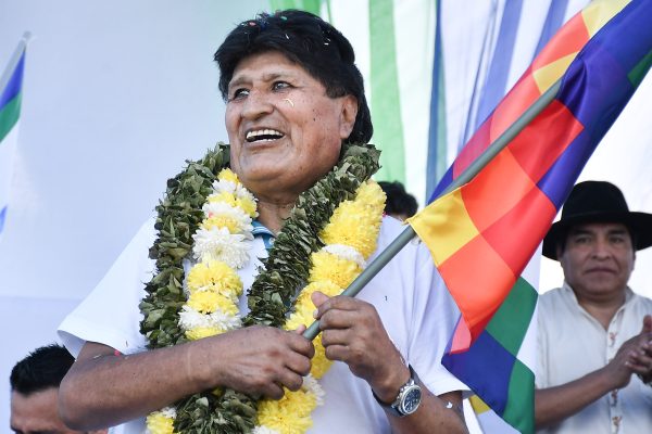 Evo Morales reapareció en su bastión de Cochabamba y la Policía confirmó que prepara su aprehensión