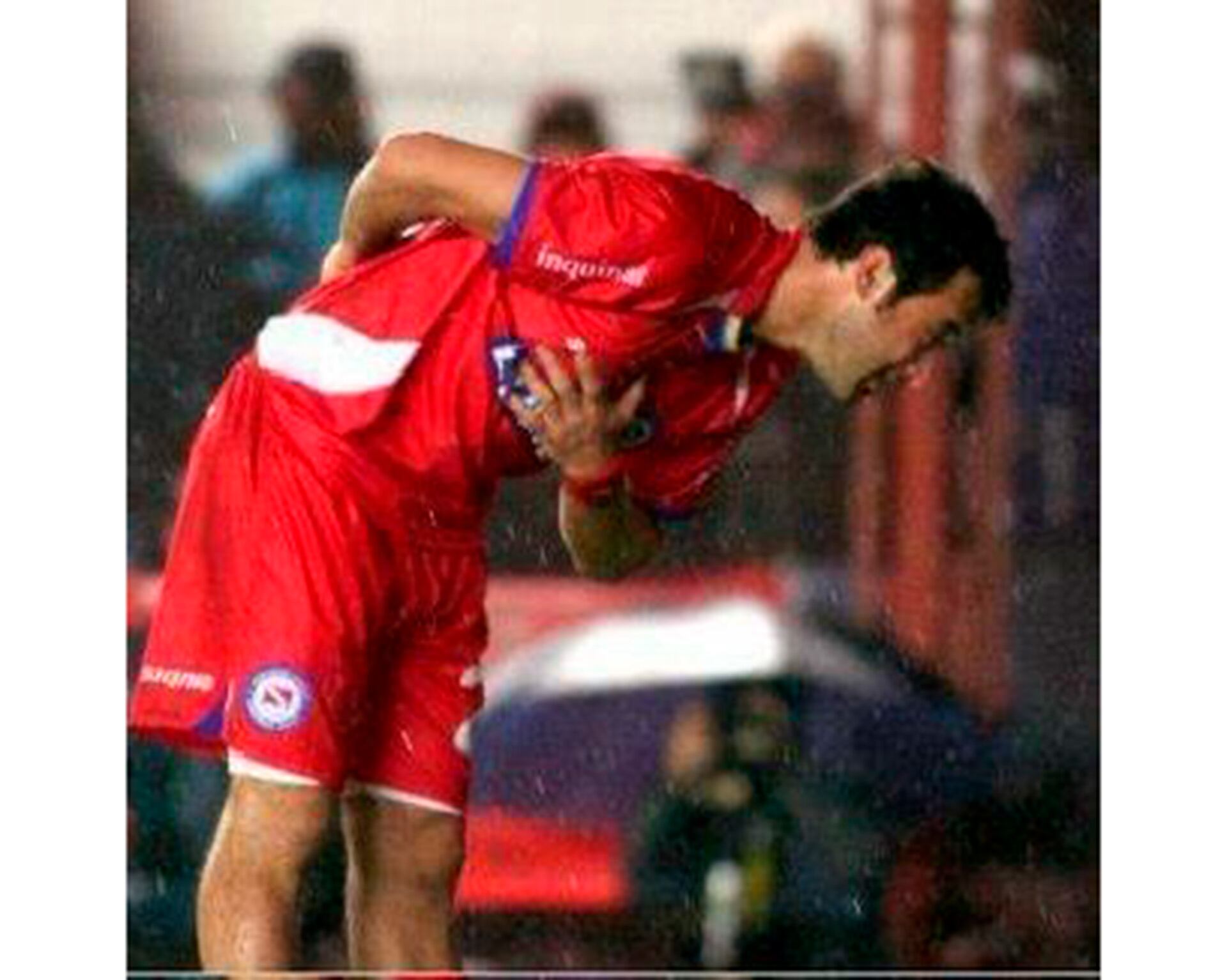 Festejo con la casaca del Bicho