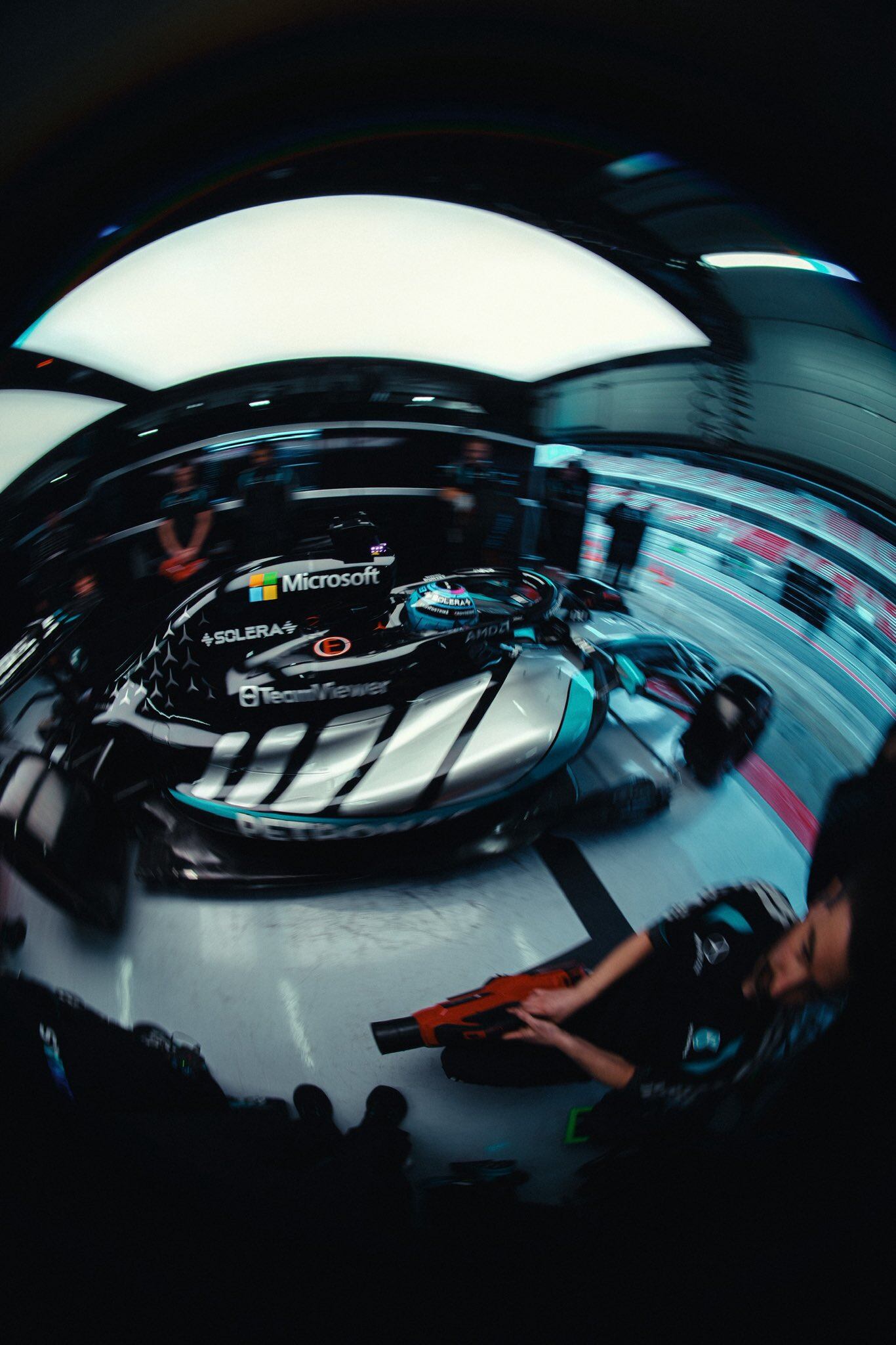 Mercedes dio un total de 500 vueltas en los primeros tests de pretemporada en Barcelona (@MercedesAMGF1)