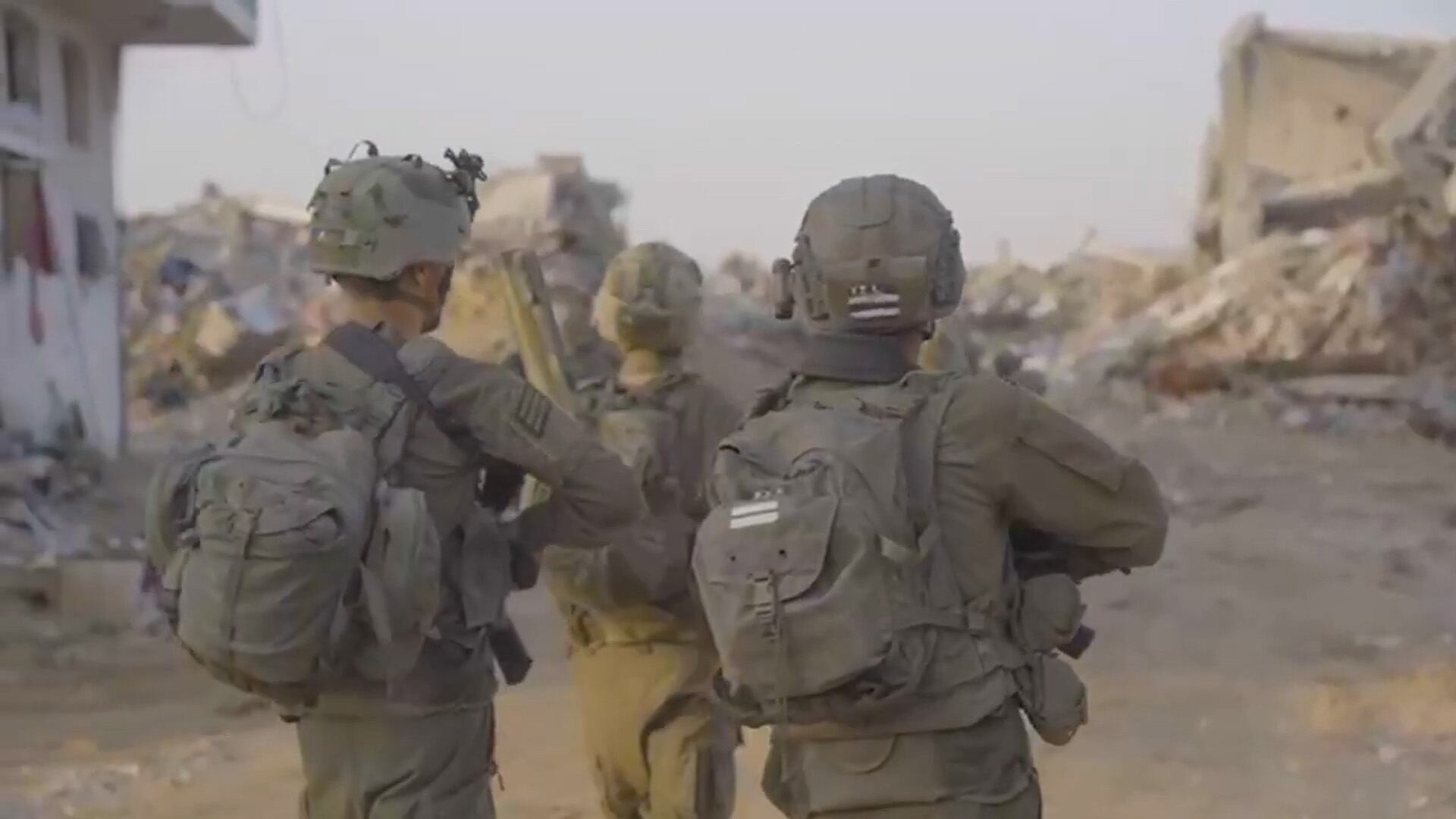 Israel intensificó su ofensiva en el sur del Líbano contra depósitos de armas de Hezbollah