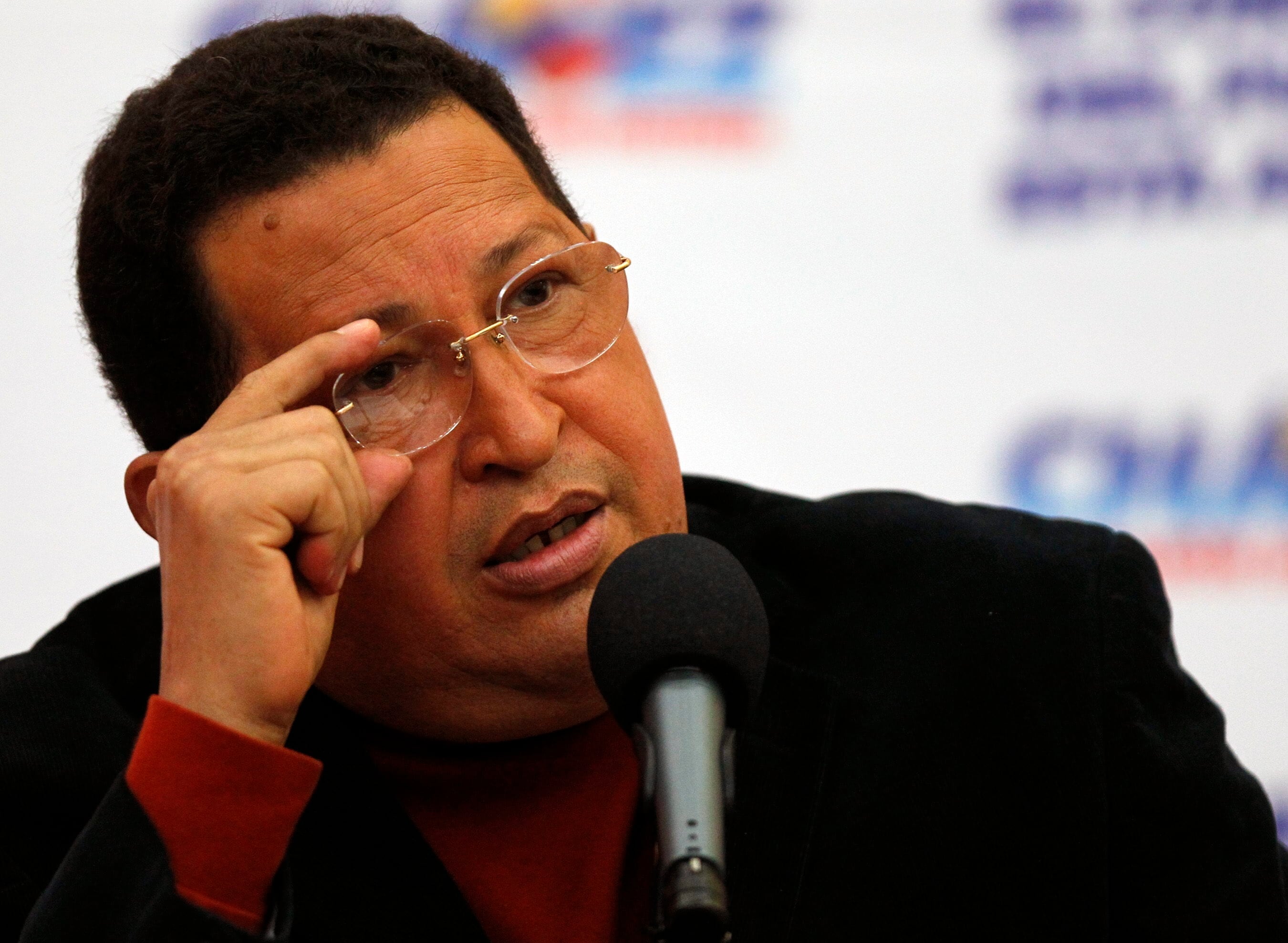 Hugo Chávez, protagonista de la última novela de Jaime Bayly. (EFE/David Fernández/Archivo) 