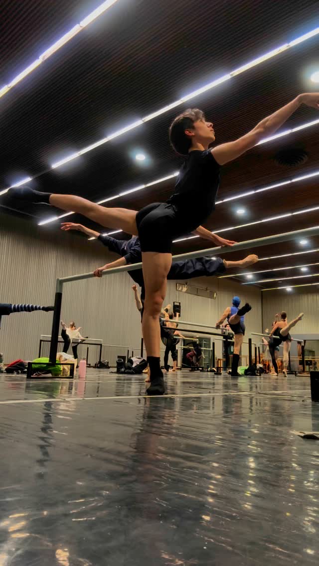 Joe Fernández se disculpó con el bailarín Valentín Fresno por sus dichos homofóbicos: “Creí que era gracioso”