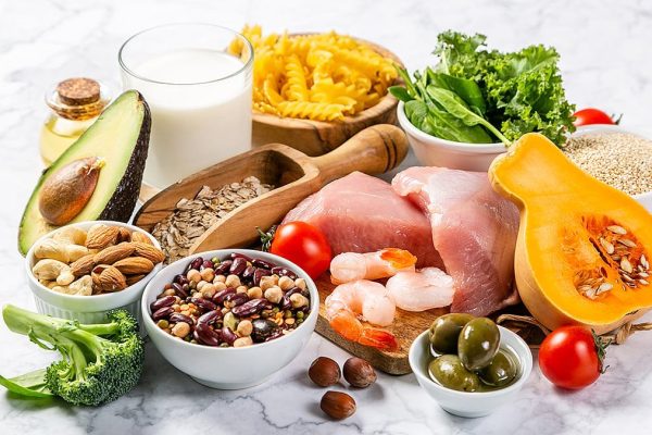 La elección de alimentos importa más que las etiquetas de ‘bajo en carbohidratos’ o ‘bajo en grasa’