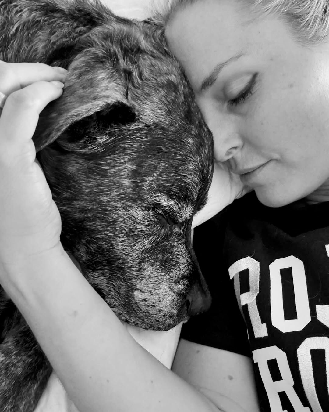 En el medio de su recuperación la leyenda despidió a su mascota Leo