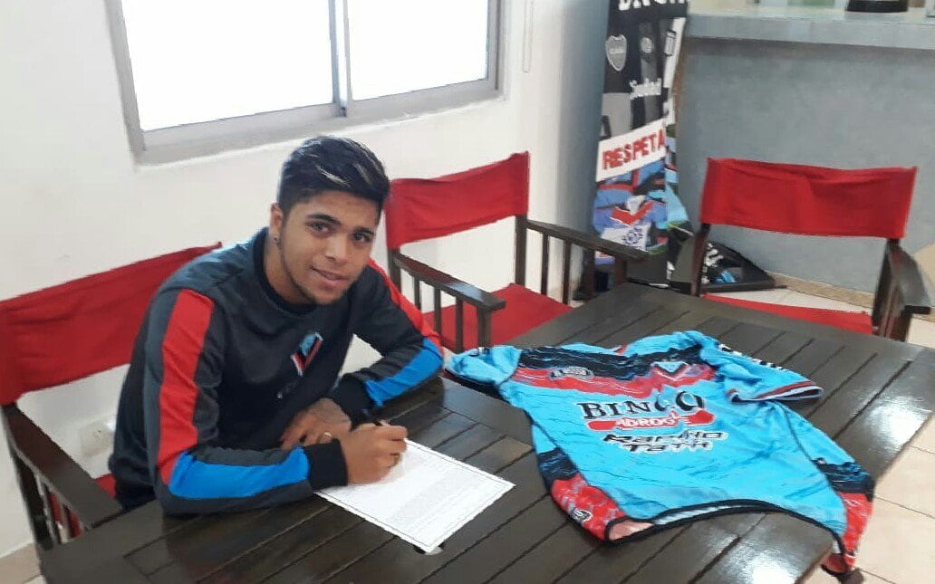 Braian Guille fue una de las figuras de Brown de Adrogué tras eliminar a Independiente en la Copa Argentina