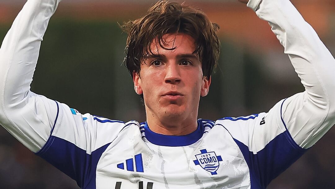 Es compañero de Nico Paz en el Como de Italia (Crédito: @SerieA_Es)