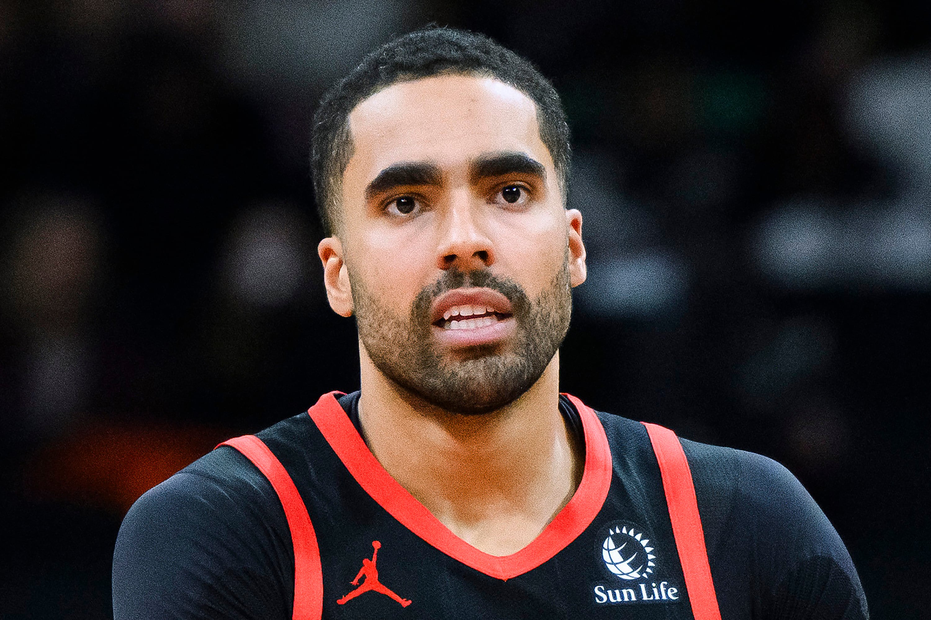 Jontay Porter, expulsado de por vida de la NBA por fallar tiros a propósito debido a grandes deudas de juego (Christopher Katsarov/The Canadian Press via AP, Archivo)