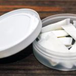 Las bolsas de nicotina que se venden en los kioscos no ayudan a dejar de fumar y generan adicción, advierte un experto