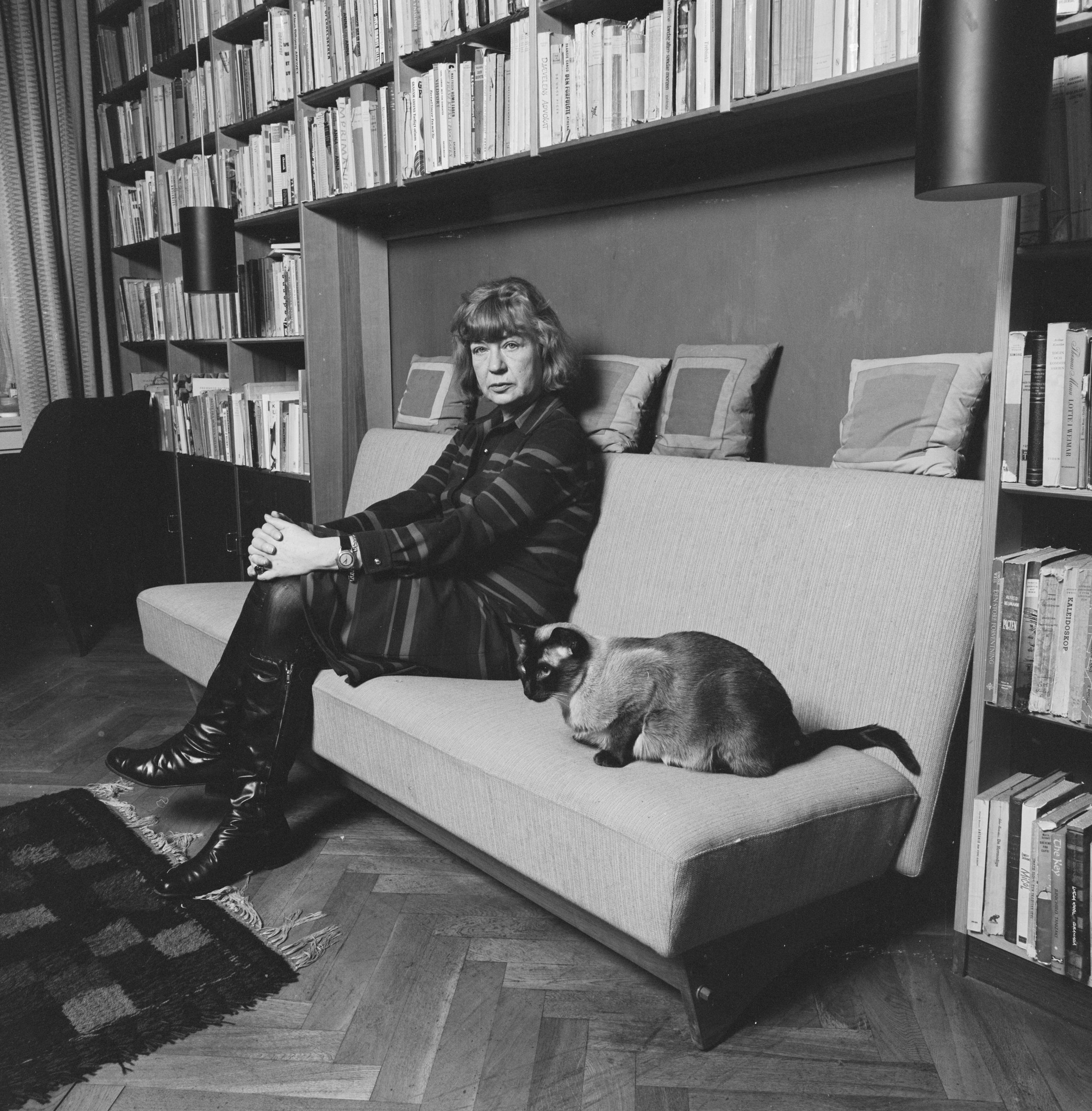 Las memorias feroces y sin épica de la danesa Tove Ditlevsen: miseria, desenfreno, literatura y adicciones