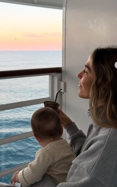 La calma y la felicidad llegaron a la vida de Jimena Barón en esta etapa que disfruta con su pareja y sus hijos (Instagram)