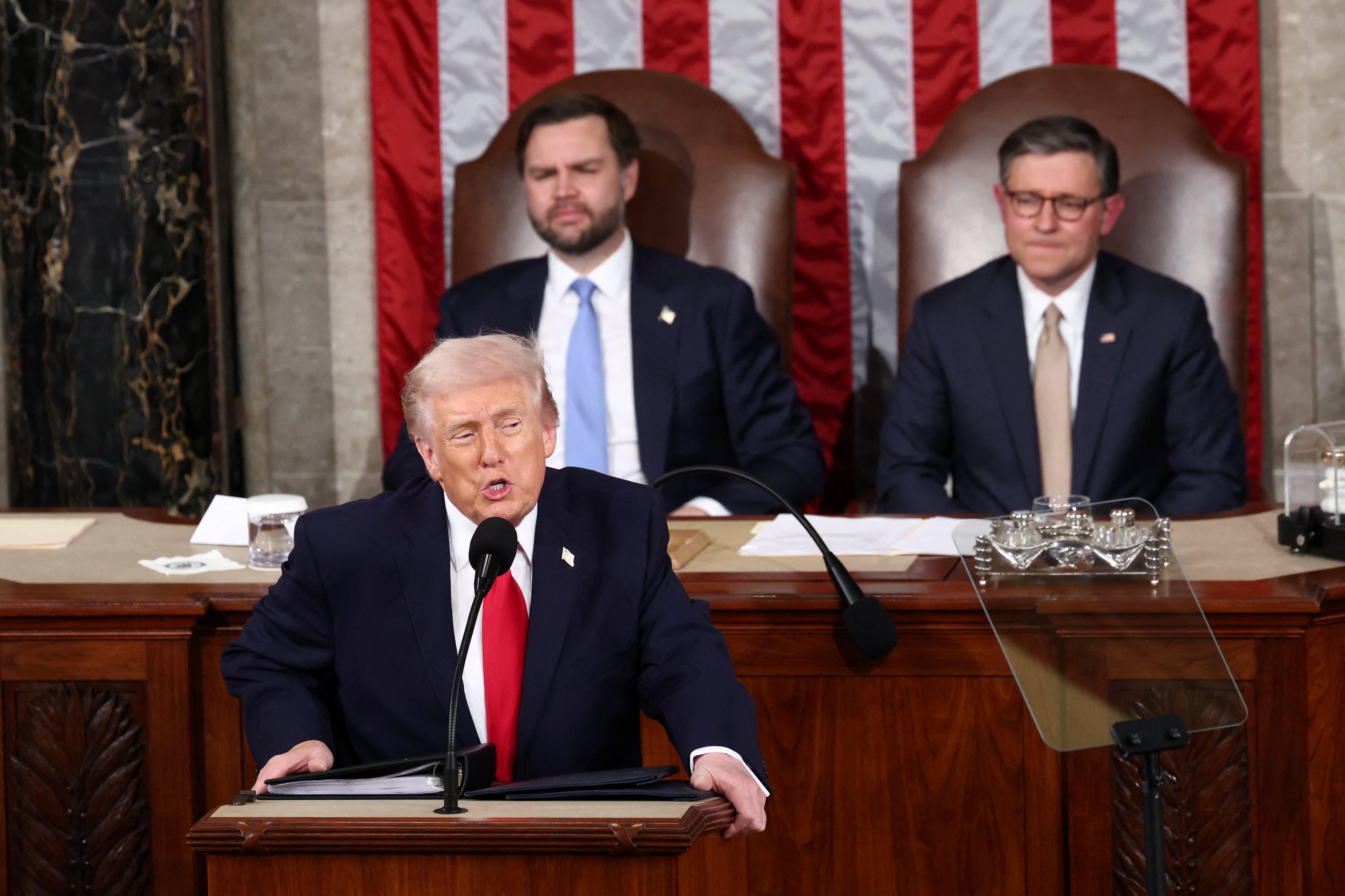 El presidente de Estados Unidos, Donald Trump, pronuncia su discurso sobre el Estado de la Unión en la Cámara de Representantes del Capitolio de Estados Unidos, en Washington, D.C., EE. UU., el 24 de febrero de 2026 (REUTERS/KEVIN LAMARQUE)