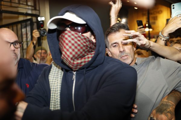 ¿Los argentinos somos latinos o australes?: el debate que se viralizó tras la llegada de Bad Bunny al país