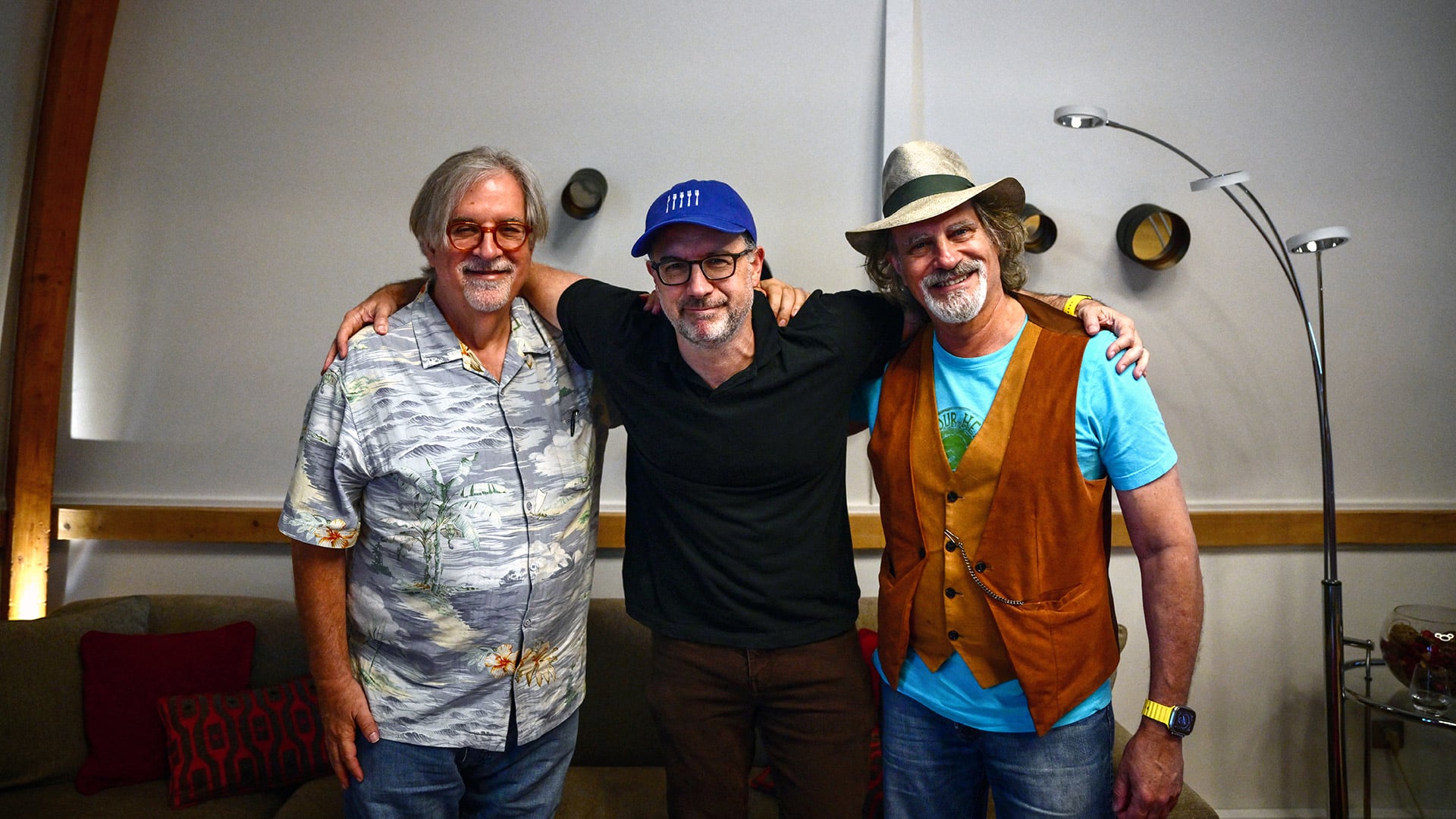 De izq. a der.: Matt Groening, el guionista Matt Selman y el productor y director David Silverman, el estado mayor creativo de 'Los Simpson' (Foto: Olivier Chassingnol/AFP)