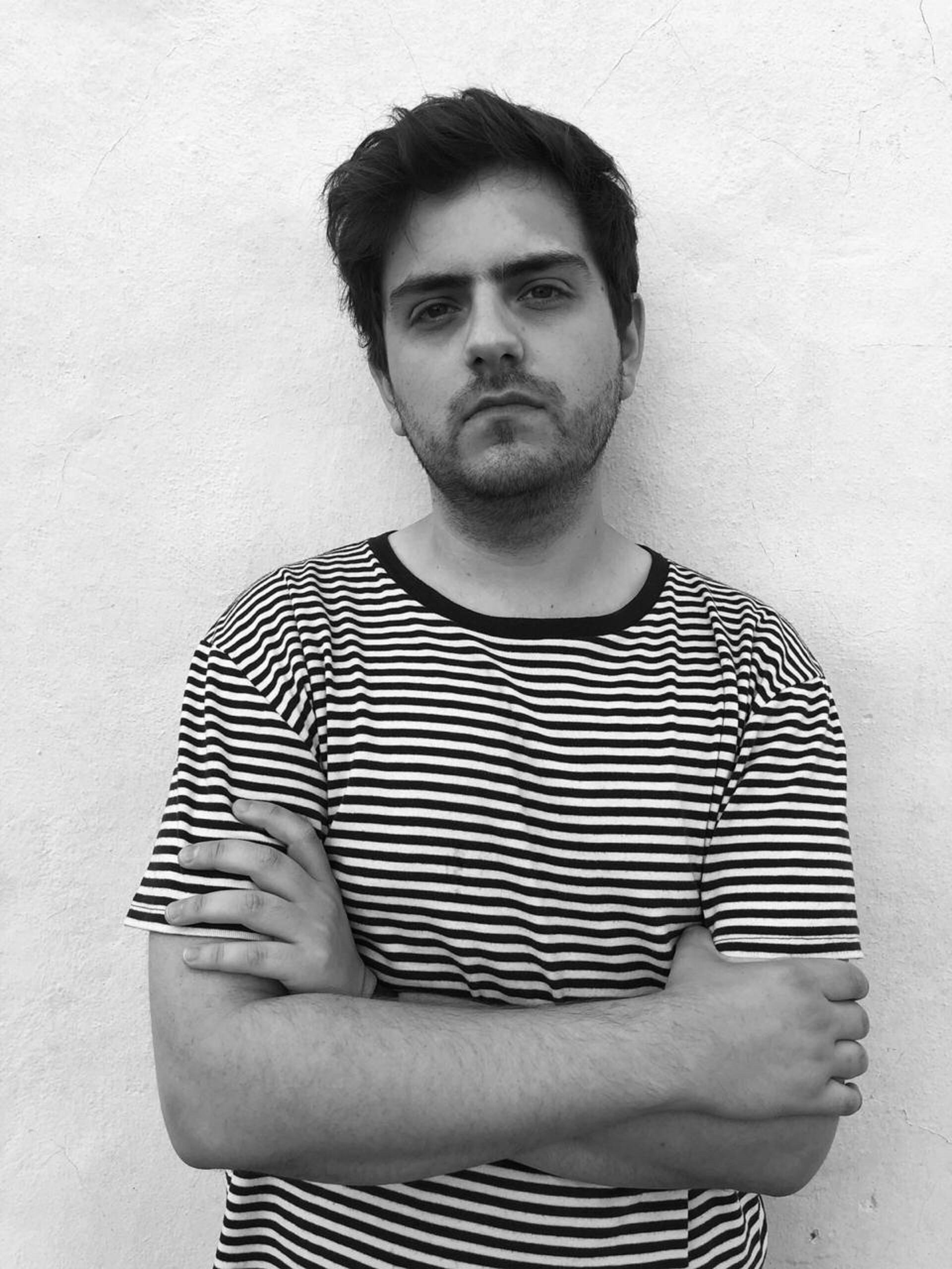 Mariano fue criado entre meriendas y sueños televisivos cuenta cómo la decisión de dejar su pueblo lo llevó a las grandes producciones y a conocer a sus ídolos