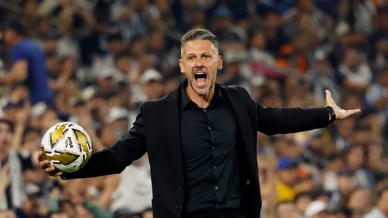 Martín Demichelis llegó a un acuerdo de palabra con Mallorca de España (REUTERS/Daniel Becerril)