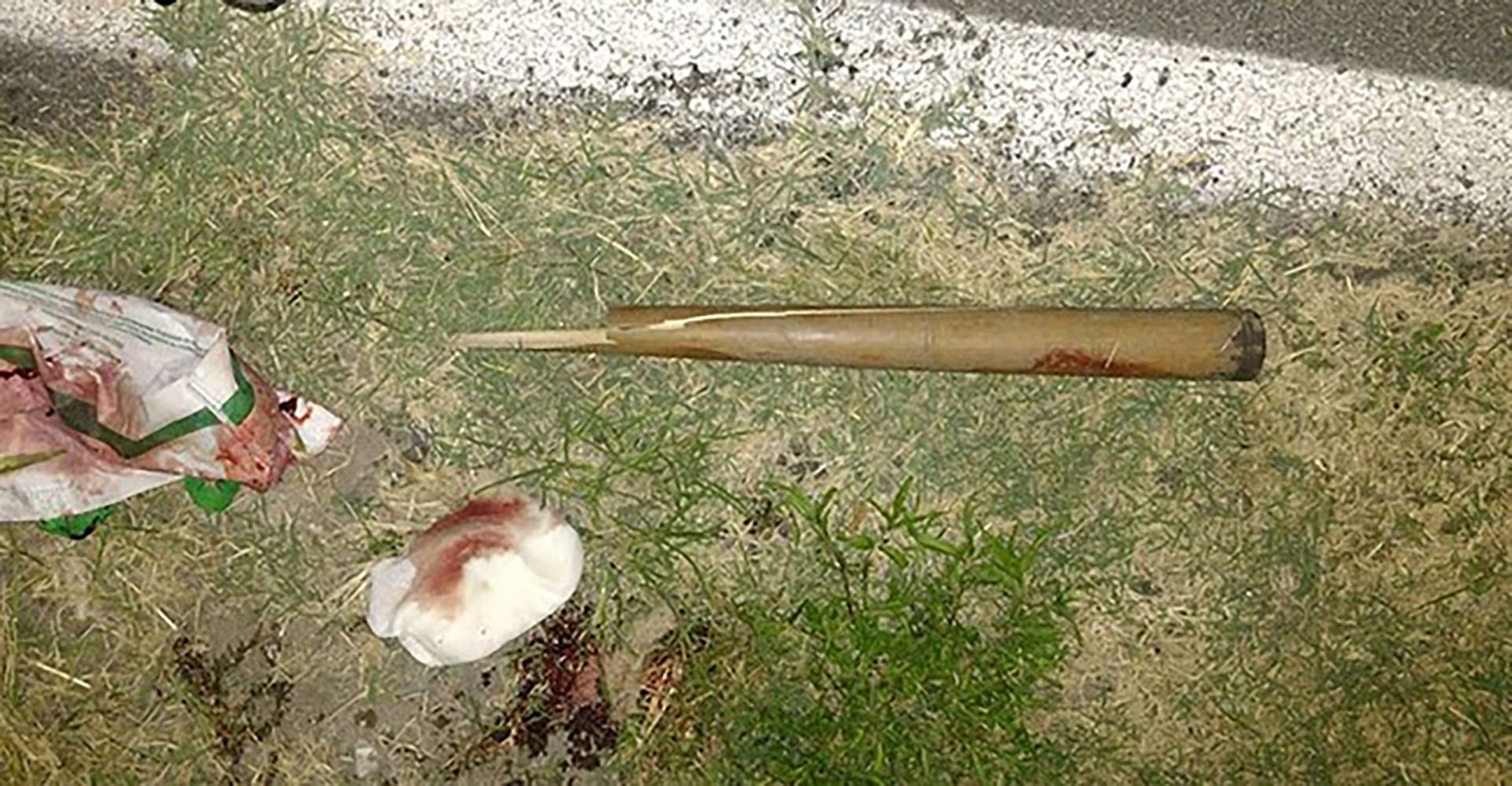 El bate utilizado en el ataque