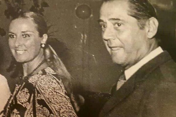 Mirtha Legrand cumple 99 años: su infancia en Villa Cañás, su presencia en la inauguración del Obelisco y su primer novio