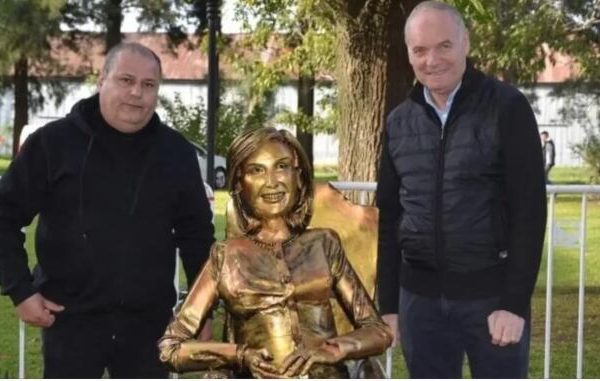 Mirtha Legrand se volvió a quejar por su estatua en Villa Cañás, su ciudad natal: “Es horrible”
