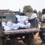 Nuevo ataque contra la comunidad católica en Nigeria: hombres armados asesinaron a tres personas y secuestraron a un sacerdote