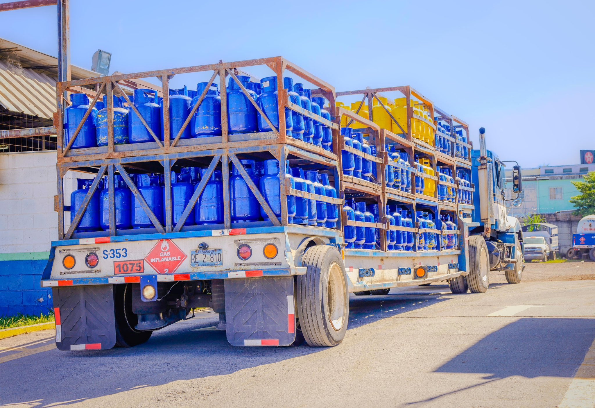 Los conflictos generan mayores costos de traslados, que derivan en aumentos de algunos productos y servicios./(Dirección General de Energía, Hidrocarburos y Minas.)