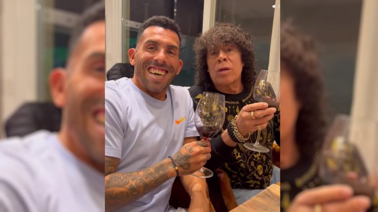 Preocupación por la salud de La Mona Jiménez durante su primer show del año: “Me quedé sin aire”