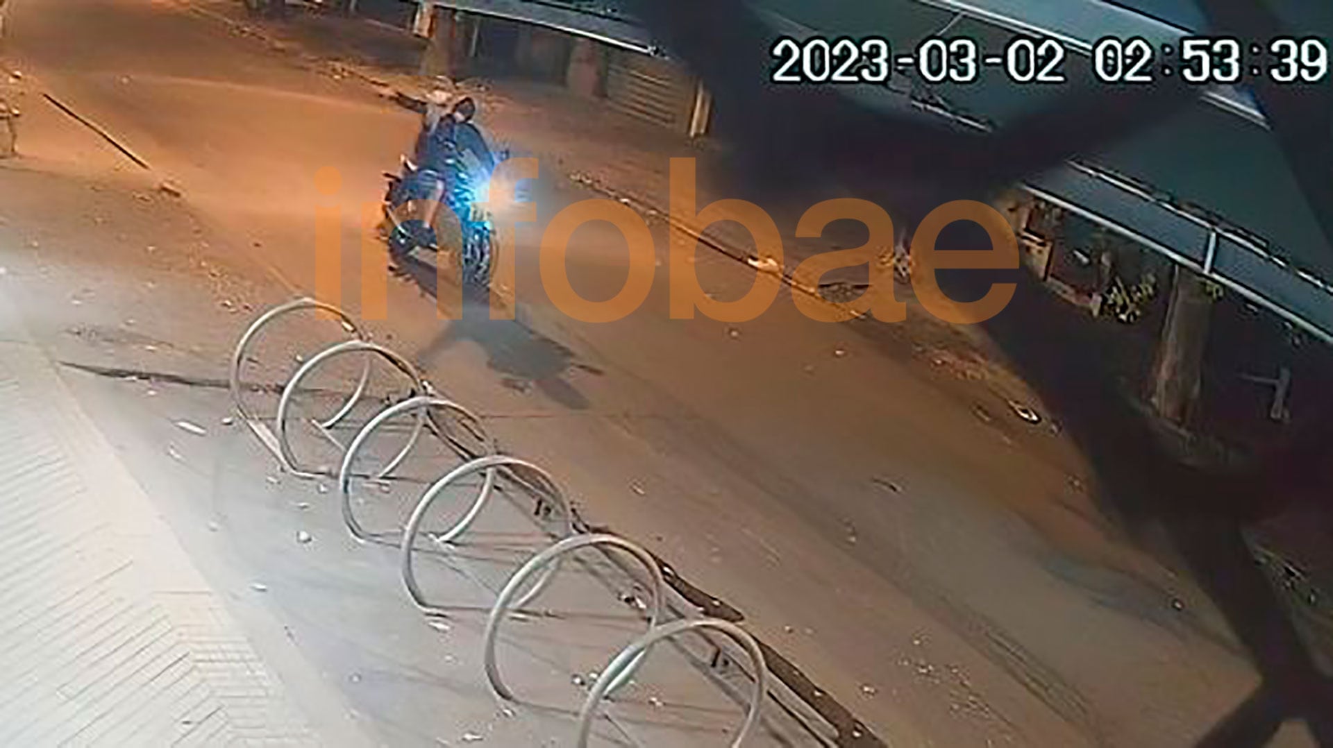 Captura del ataque al supermercado que pertenece a la familia de Antonela Roccuzzo