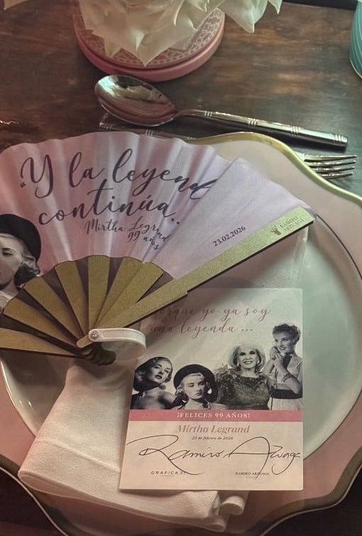 El cumpleaños de Mirtha Legrand: los souvenirs en forma de abanico y tarjetas personales de la diva (Instagram)