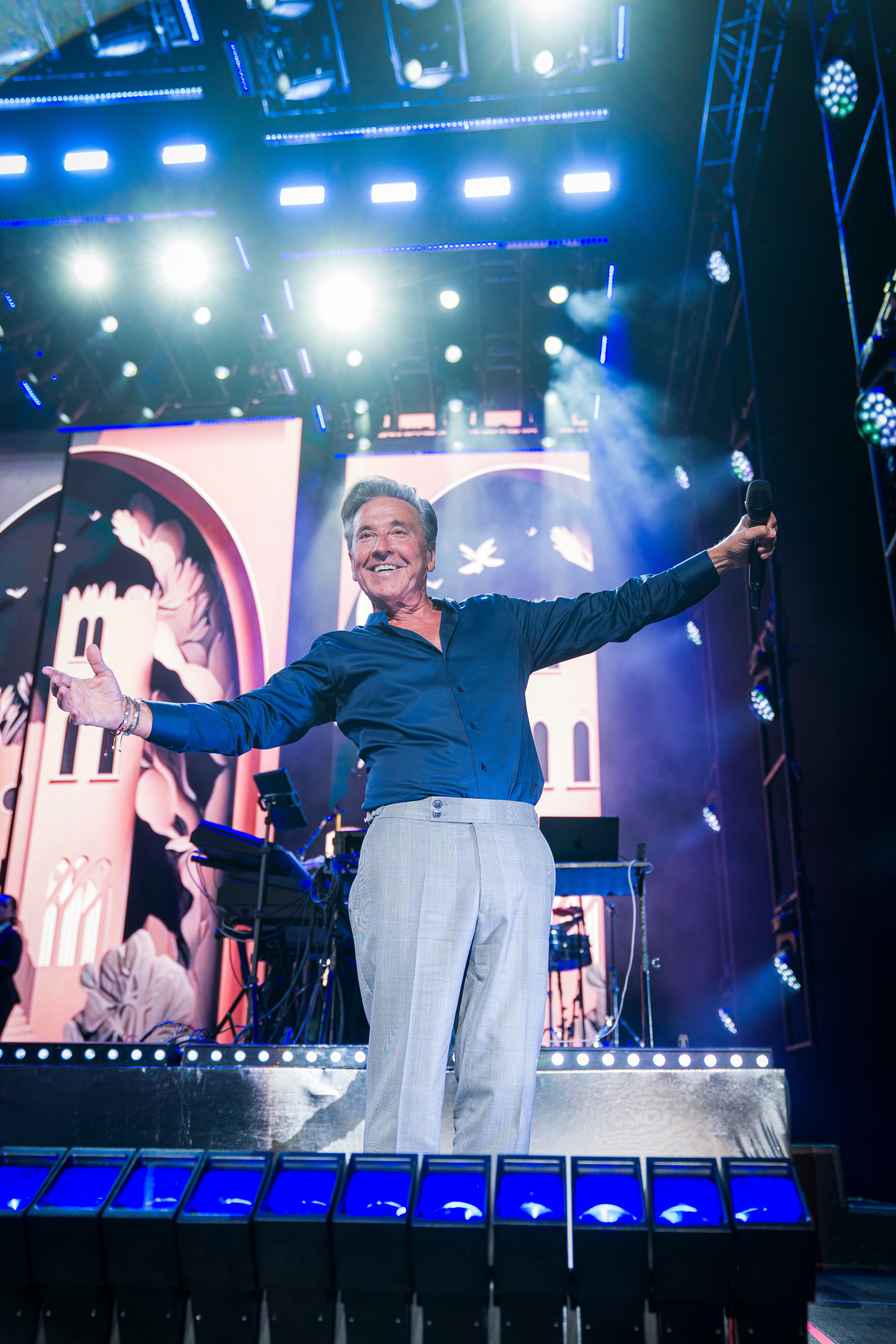 Montaner se prepara para brindarle un nuevo show al público argentino (@simon_canedo)