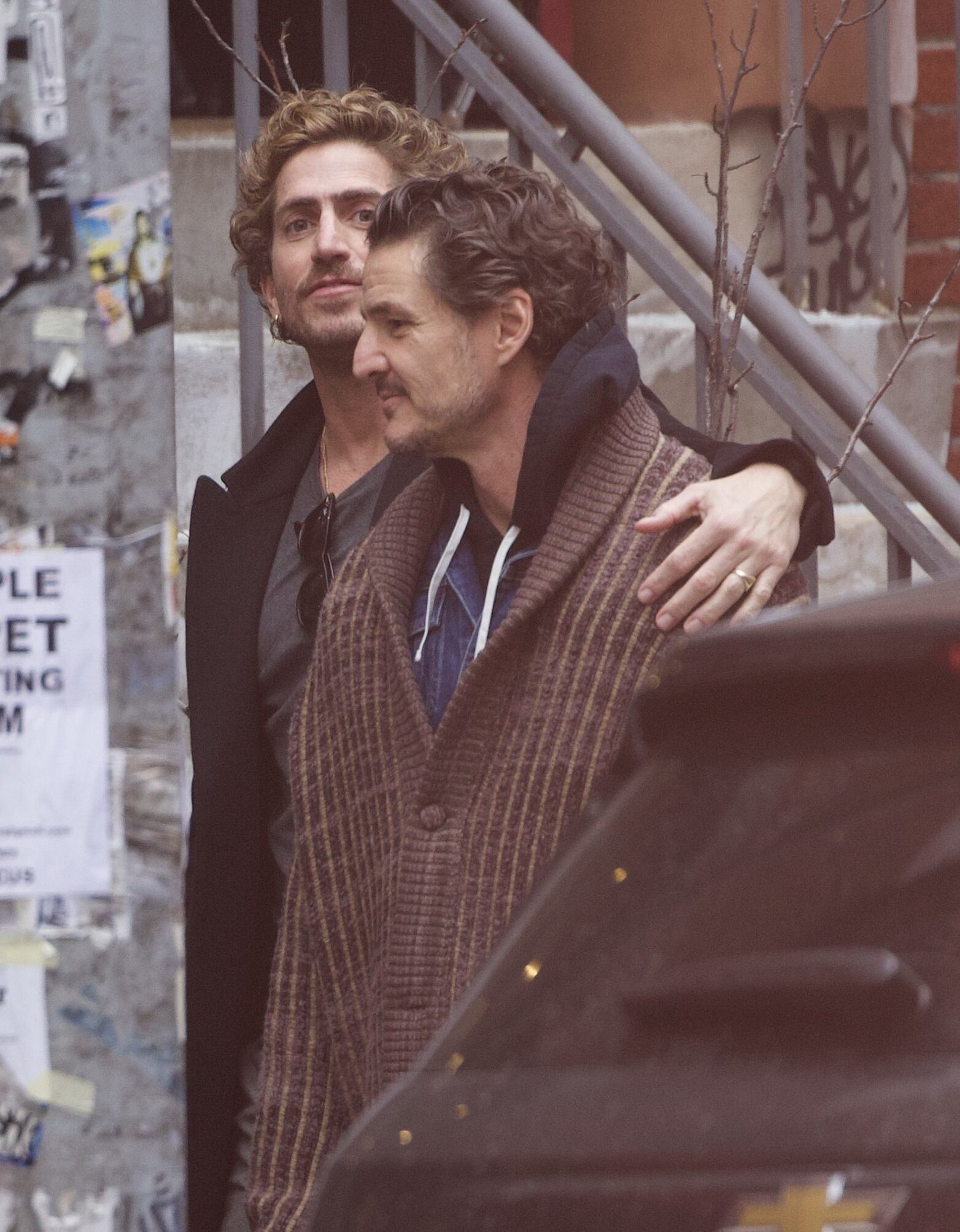 Rafa Olarra, que es oriundo de Gualeguaychú y salió con el actor Luke Evans, abrazó al protagonista de The last of us mientras disfrutaban de algunas visitas turísticas en el Lower East Side